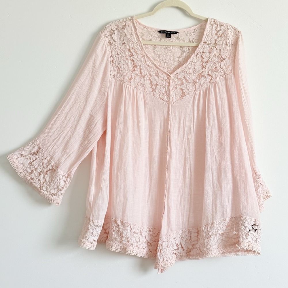 Zac & Rachel Woman Top Women 2X Pink Lace Flowy Boho Ethereal Romantic Button